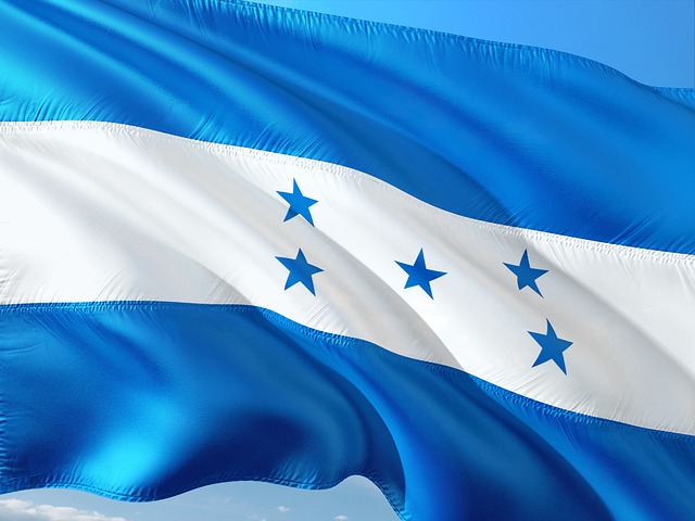 La Bandera Nacional de Honduras