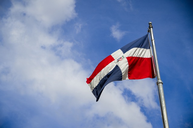 La Bandera nacional de República Dominicana